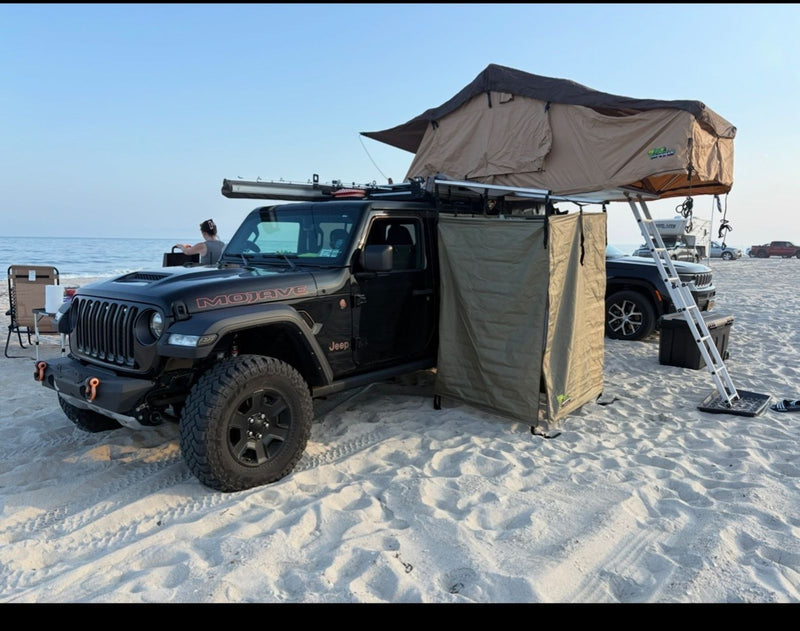 Sleeps 3 up top, 2 in the bed — Christopher T.'s Jeep Gladiator with a WildTop Nomad
